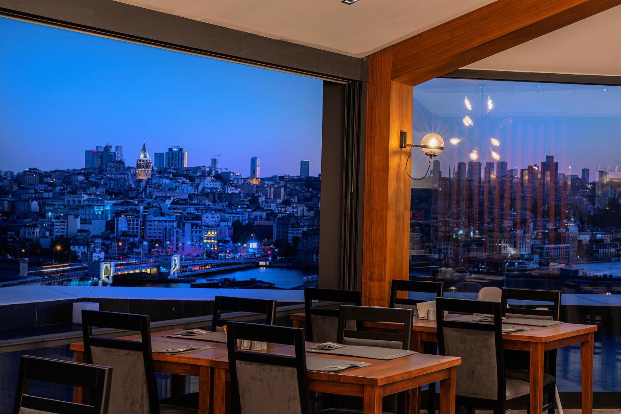 Demiray Hotel Old City Istambul Exterior foto View from the restaurant