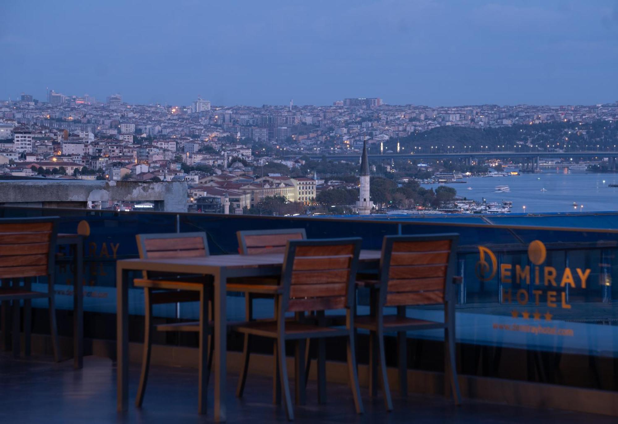 Demiray Hotel Old City Istambul Exterior foto View from the rooftop